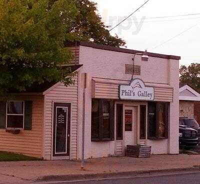 Phil's Galley, Hastings