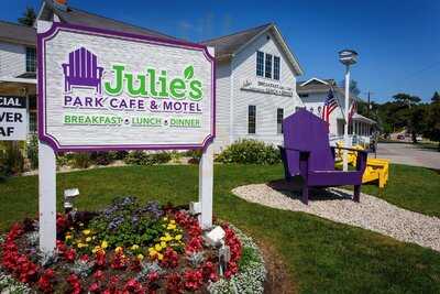 Julie's Park Cafe