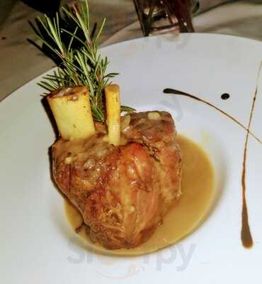 Michael Anthony's Food Bar