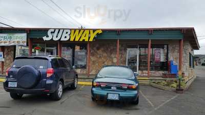 Subway, Warrenton