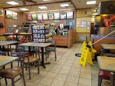 Subway, Canton