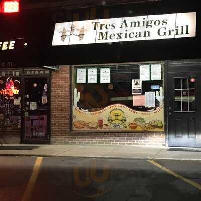 Tres Amigos Mexican Grill, Greenlawn