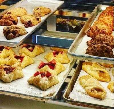 Beach Bakeshop, Rockaway Beach