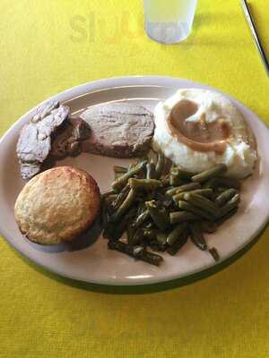 SmokeHouse Country Grill