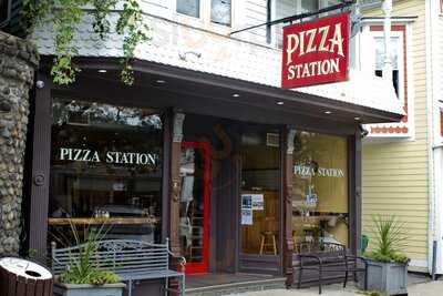 Pizza Station