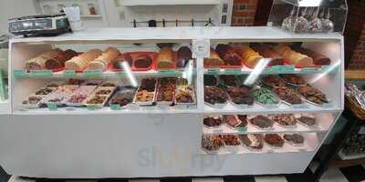 Pepper Lane Fudge & Sweets