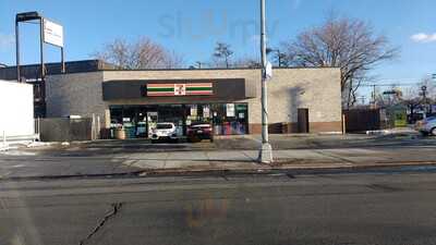 7-Eleven, Glen Oaks