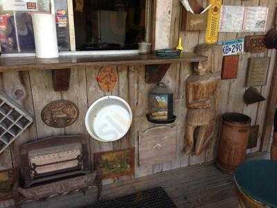Pop's Pitt Bar Bq, Brookshire