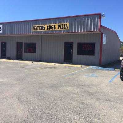 Waters Edge Pizza