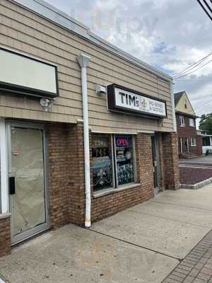 Tim's Po-Boys and Wings, Hawthorne