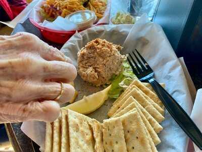 Doc's Oyster Bar, Valparaiso