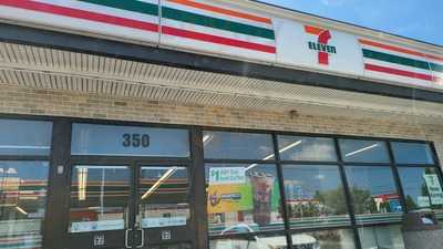 7-Eleven, South Farmingdale