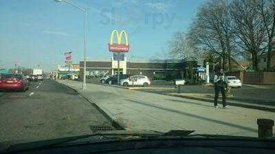 McDonald's, Springfield Gardens