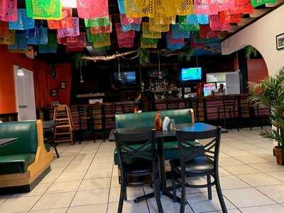 Las Palmas Bar And Grill