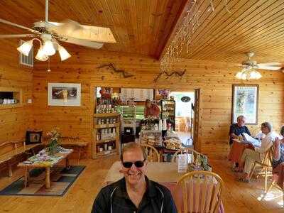 Pumpernickel Inn And Izzy's Bean & Gelato Shoppe menu