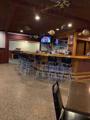 M-89 Sports Bar and Grill, Otsego