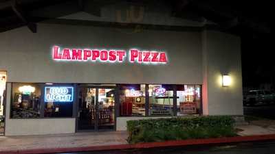 Lamppost Pizza