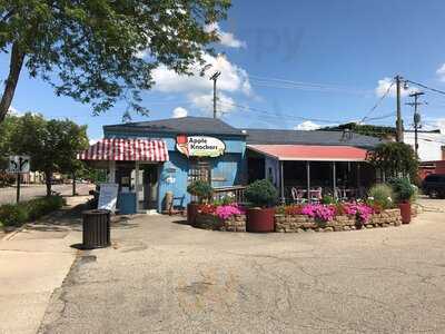 Apple Knockers Ice Cream Parlor