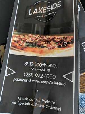 Lakeside Pizza & Grinders, Stanwood