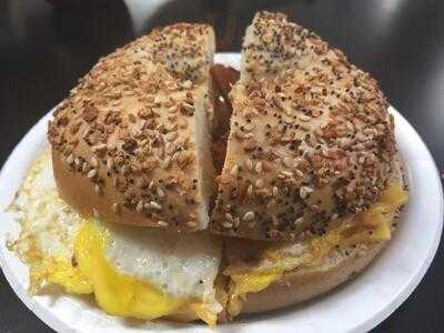 Bagel Lady Cafe