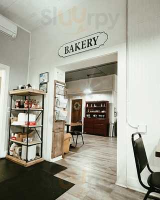 Morninglory Cafe & Bakery