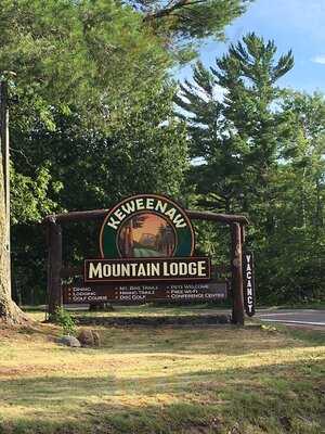 Keweenaw Mountain Lodge Restaurant, Copper Harbor