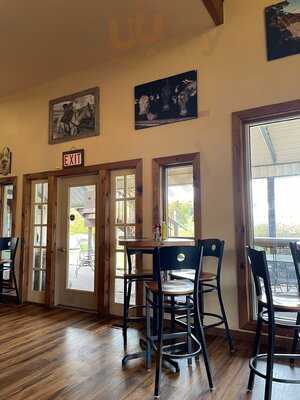 The Whistling Farmer Pub, Nunda