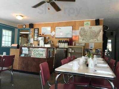 Foothills Restaurant & Motel, Maple City