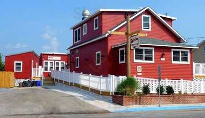 Twisties Tavern on the Bay