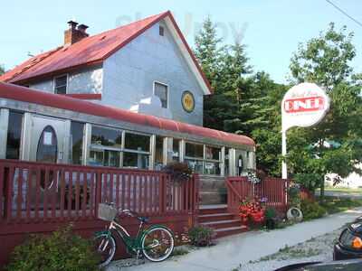 West Bay Diner