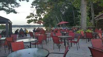 Blue Lake Tavern, Mecosta