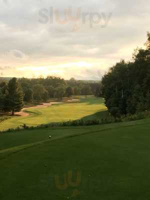 Rainbow Room At The Hidden River Golf And Casting Club