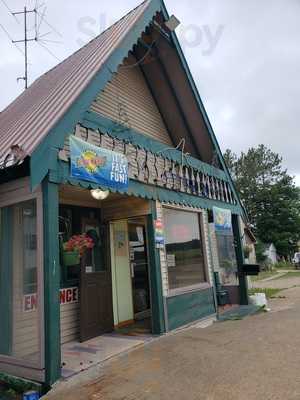 Larry's Sevenski Inn, Elmira