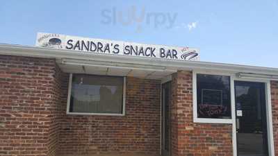 Sandra's Snack Bar, Hays