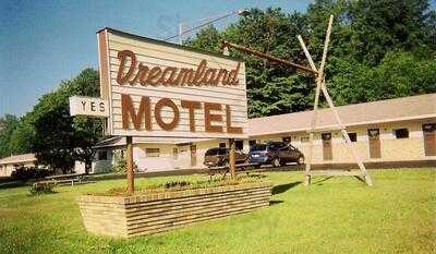 Dreamland Motel & Restaurant