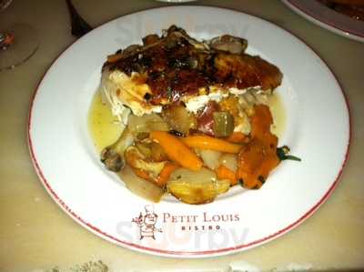 Petit Louis Bistro