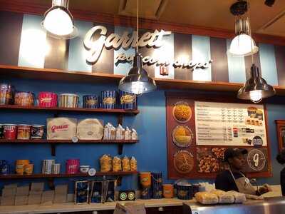 Garrett Popcorn Shops, Chicago