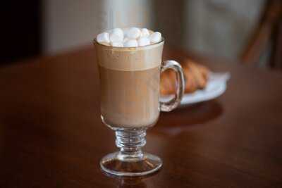 Cafe At The Pfister