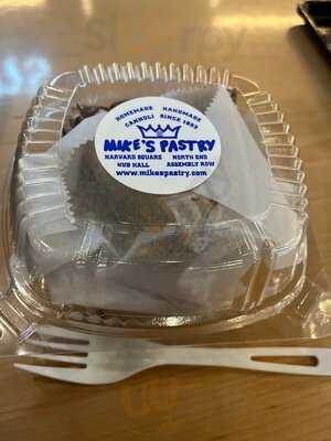 Mike's Pastry