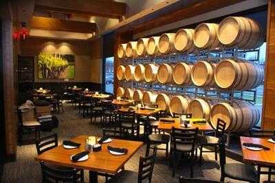 Cooper's Hawk Winery & Restaurants