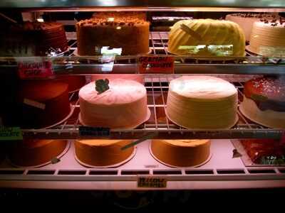 Homemade Ice Cream & Pie Kitchen