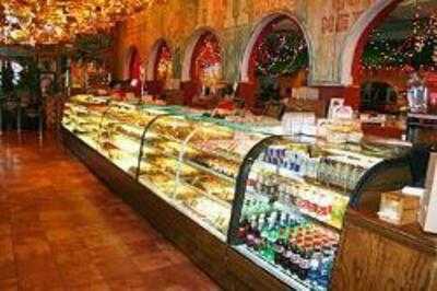 Mi Tierra Cafe & Bakery