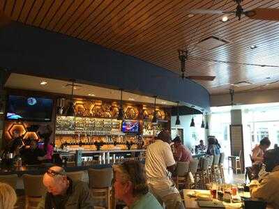 Tupelo Honey Southern Kitchen & Bar, Virginia Beach