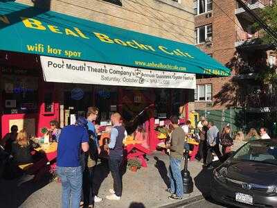 An Beal Bocht Cafe, Bronx