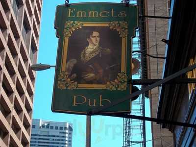 Emmets Irish Pub & Restaurant