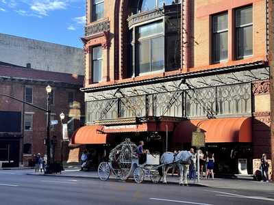 Bistro 301