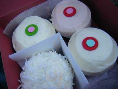 Sprinkles Beverly Hills Cupcakes