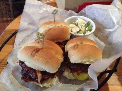 Brewhouse Historical Sports Bar, Saint Louis