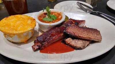 Lamberts Downtown Barbecue