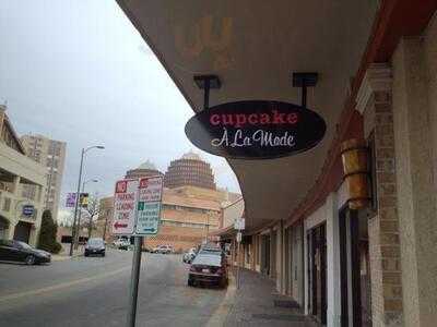 Cupcake A La Mode, Kansas City